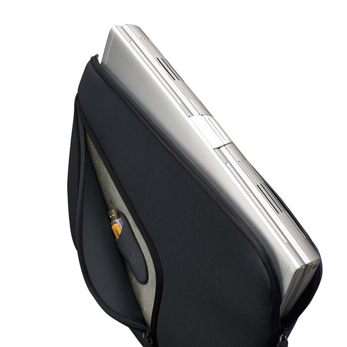 Case Logic 17″ MacBook Pro