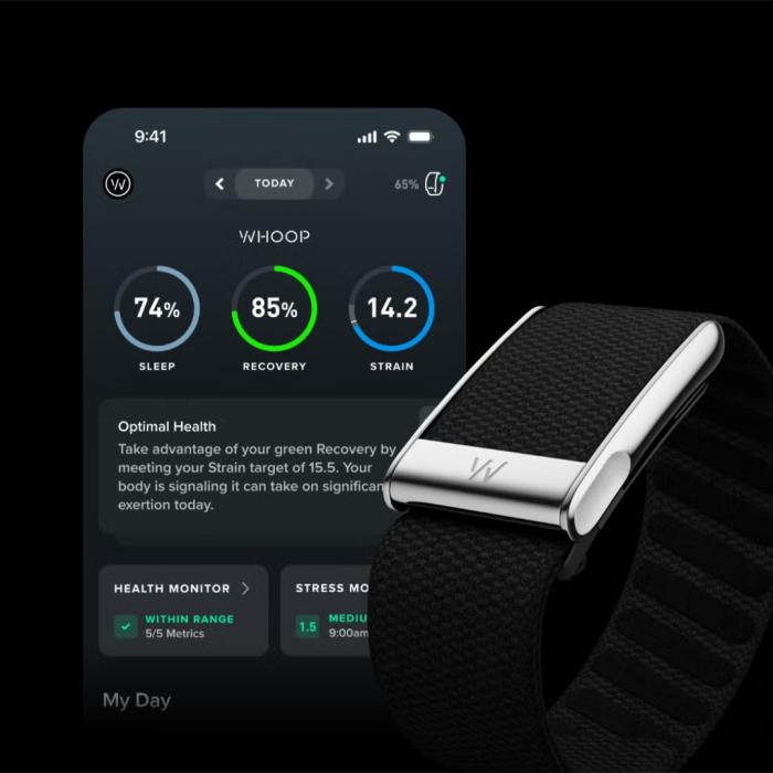 WHOOP Life 12-Month Membership 5.0/MG Life Onyx Tracker